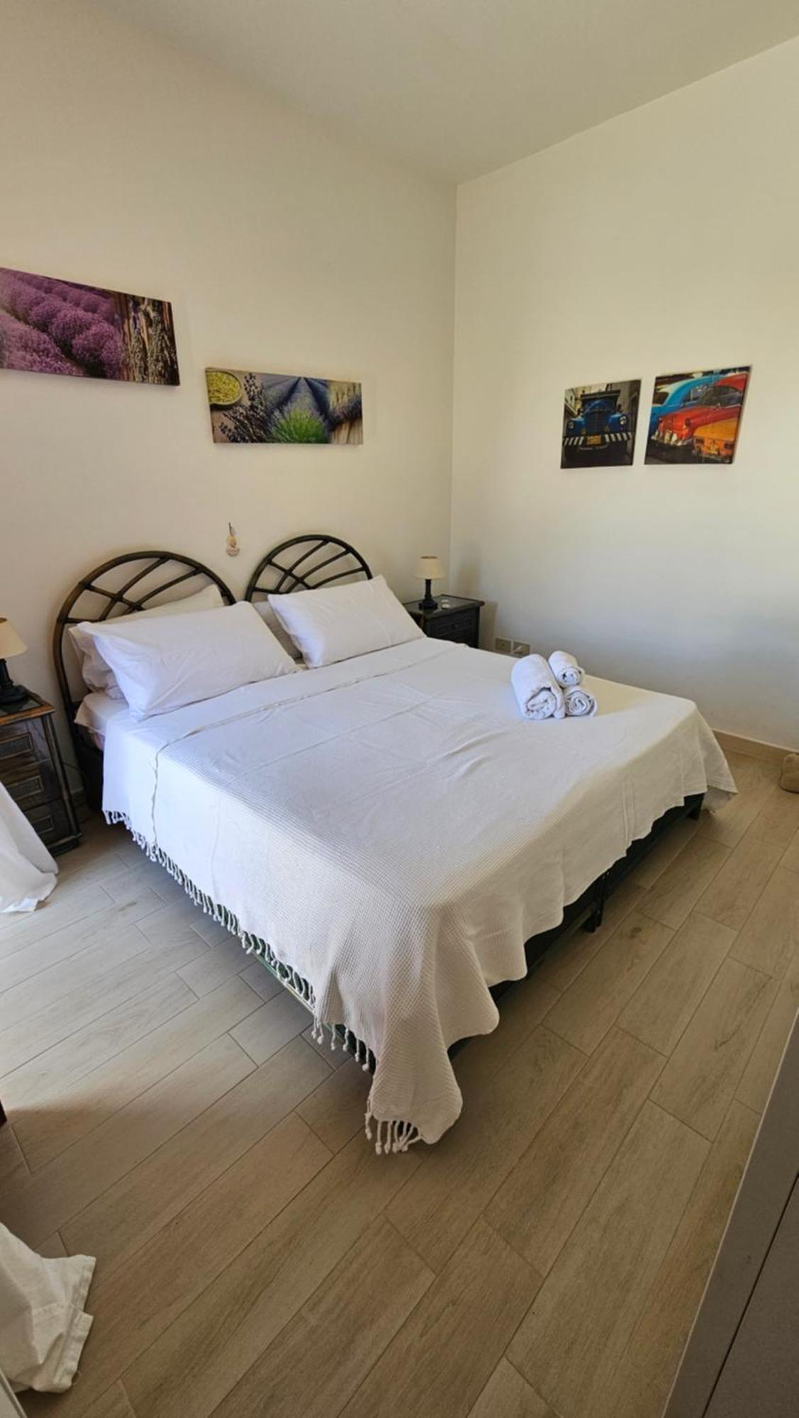 Isolahome Isola delle Femmine Eksteriør bilde